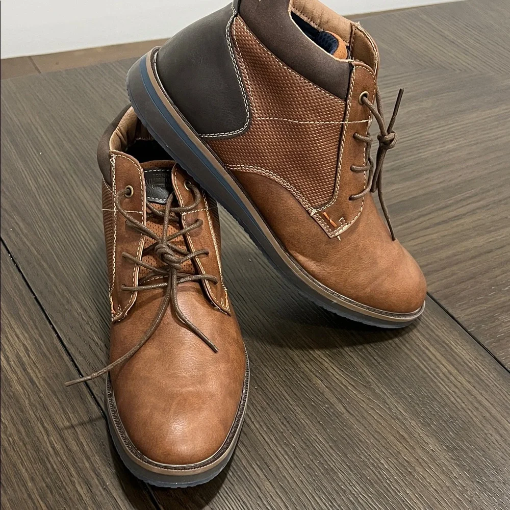 Nunn Bush elegant tan